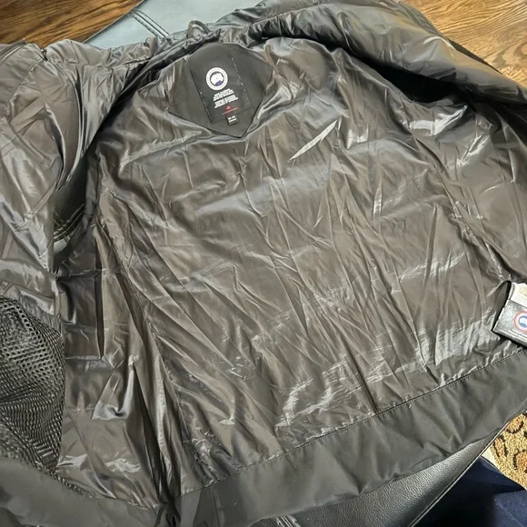 Canada Goose Black Puffer Vest for Women with box 2XL EUC - Picture 5 of 9